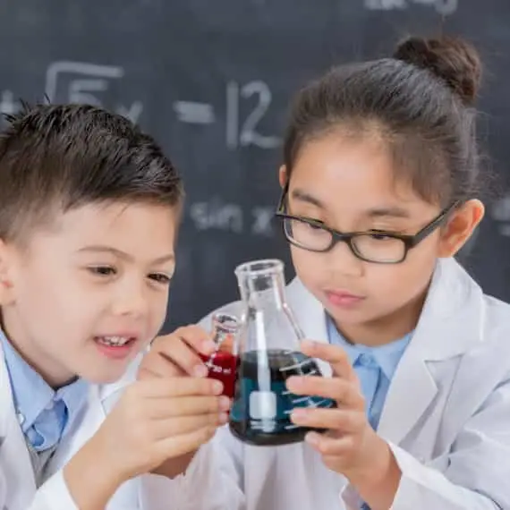 Research School Burewala Kids Learning Science in Sciance Class - Lab